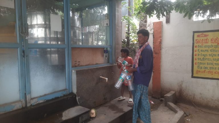 ಶುದ್ಧ ನೀರಿನ ಘಟಕ ಕೆಟ್ಟು ನಿಂತರು ದುರಸ್ತಿ ಗೊಳಿಸದೆ ನಿದ್ದೆಗೆ ಜಾರಿದ ನಗರಸಭೆ ಅಧಿಕಾರಿಗಳು